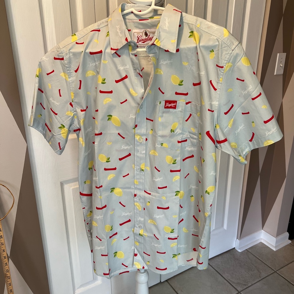 Leinenkugels button down shirt, size L